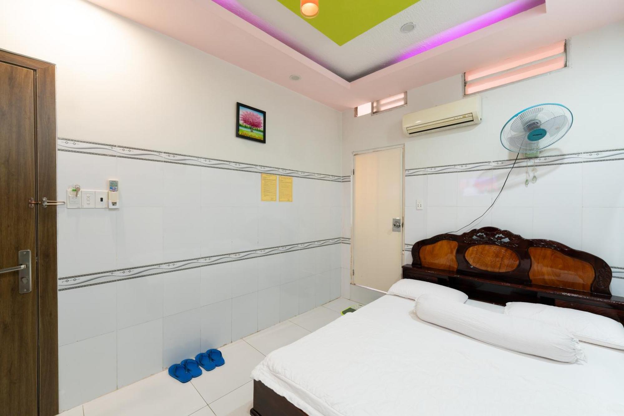 Thien Thanh Hotel Vinh Long Exterior photo
