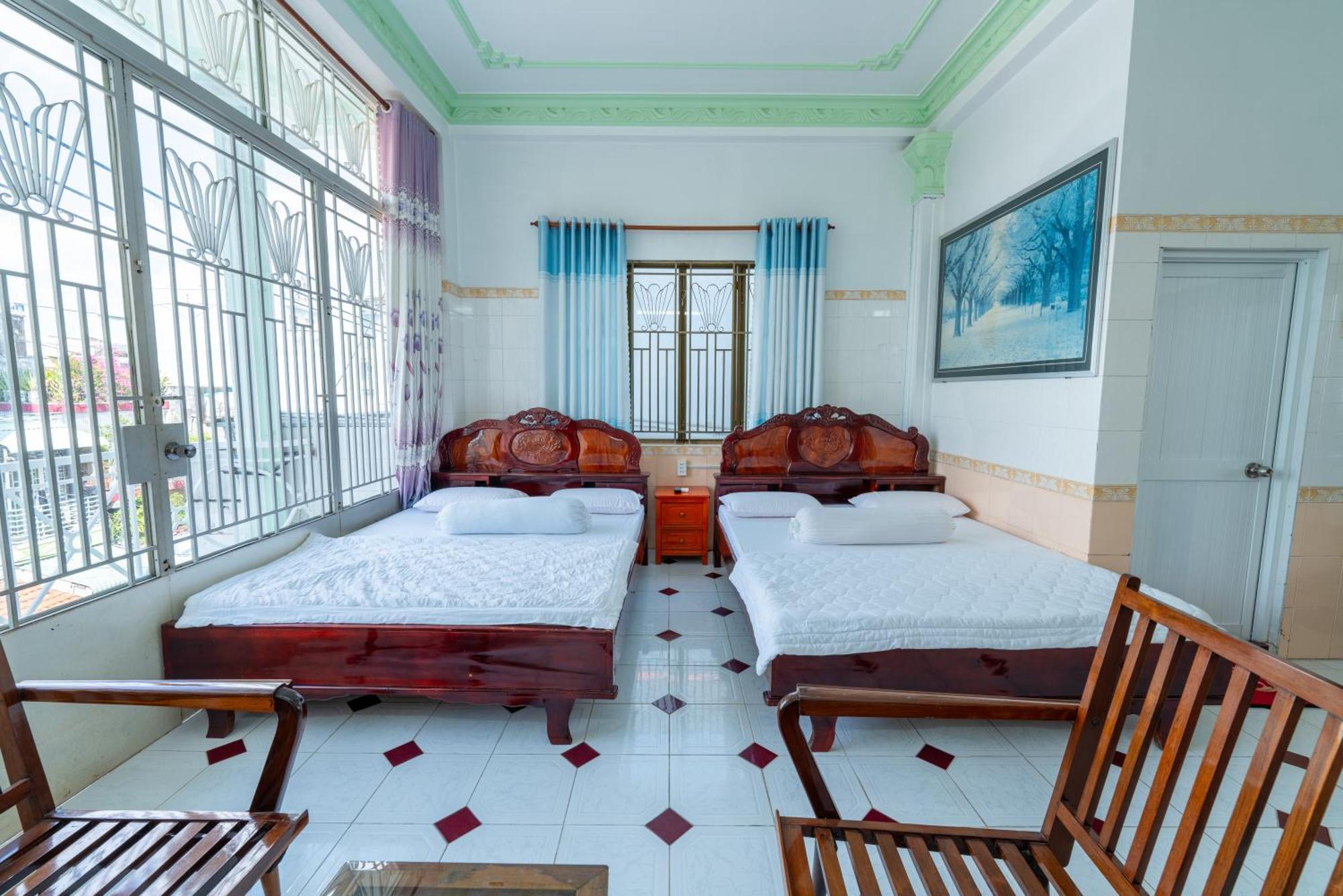 Thien Thanh Hotel Vinh Long Exterior photo
